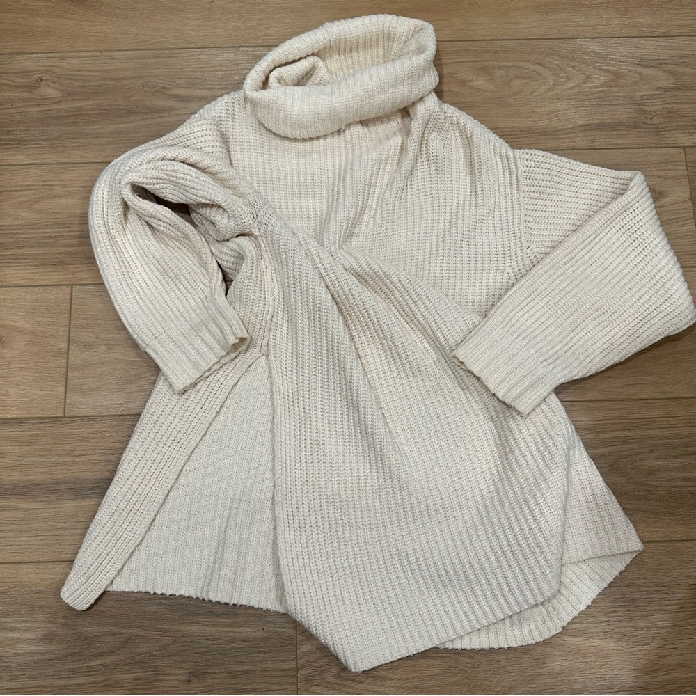 Free People Eleven Oversized Turtleneck Tunic Sweater Cream Ivory Large L